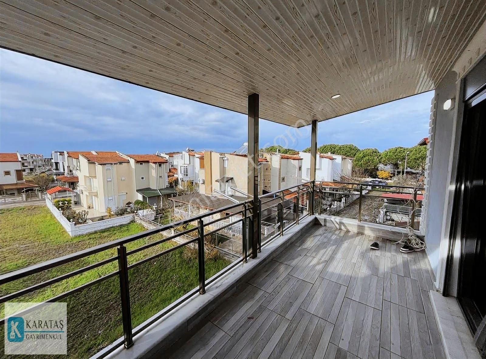 Altınova Sahil | İskele Mevki Plajlara Yakın Tripleks Villa - Görsel 33