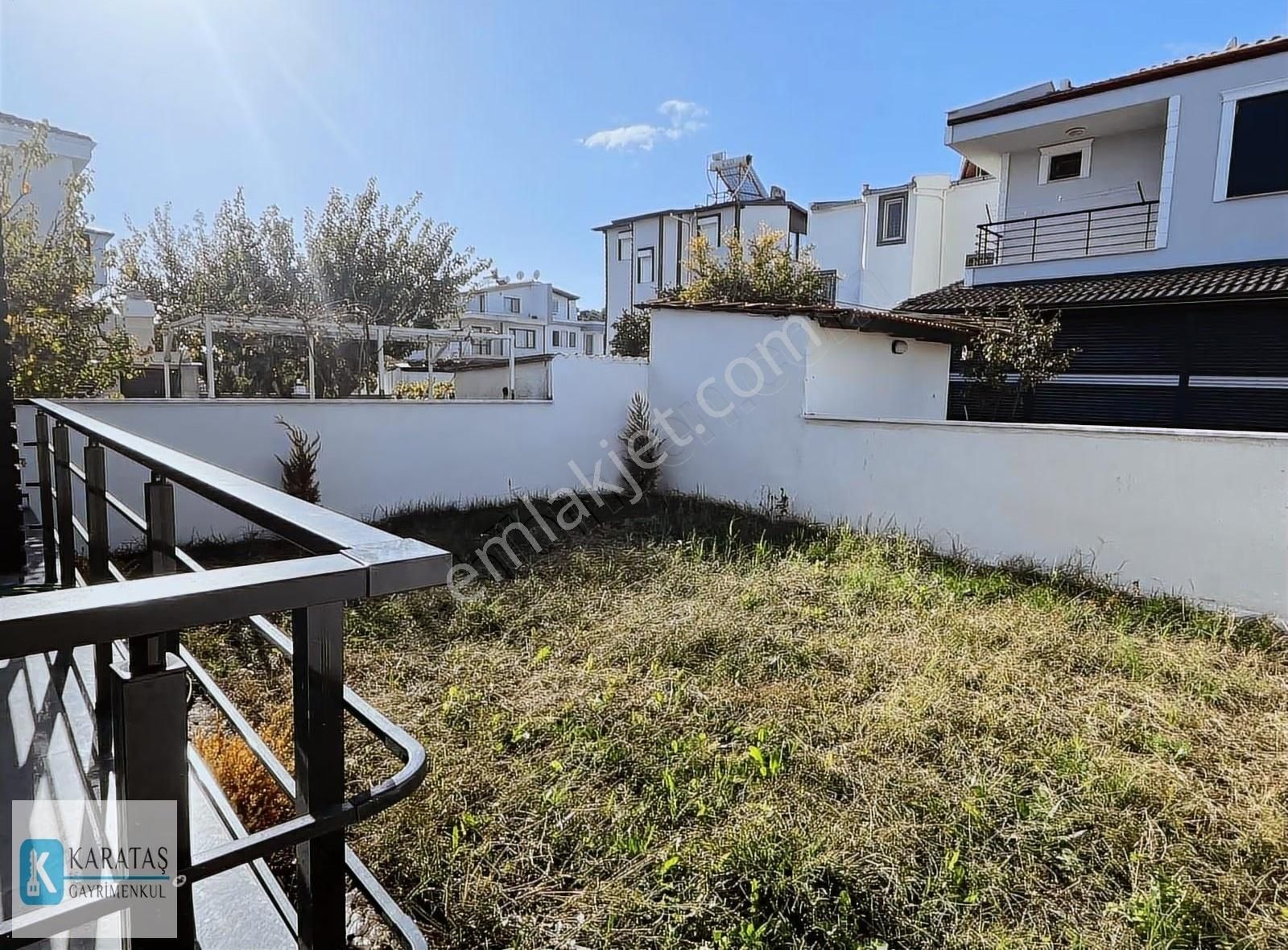 Altınova Sahilde Müstakil Arsalı 3 Banyolu Lüks Villa - Görsel 20