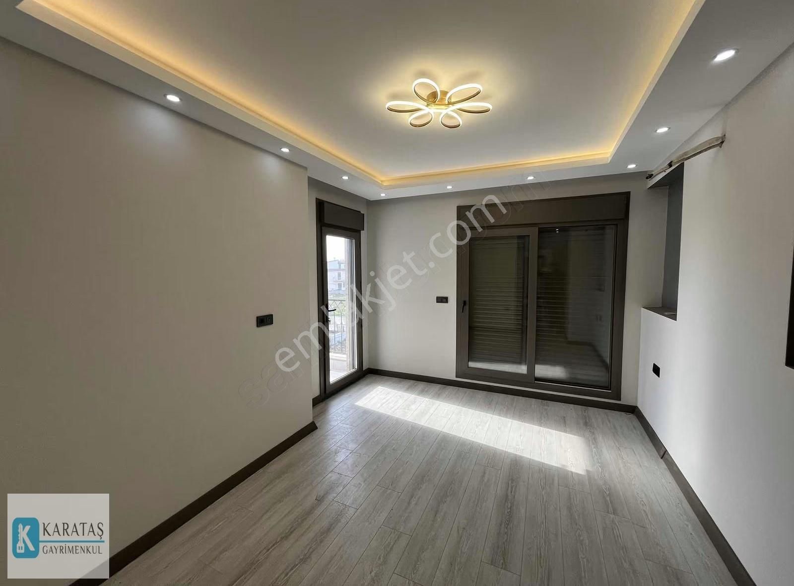 Küçükköy'de Müstakil Havuz + Sauna +hamam 4+1 Villa - Görsel 2