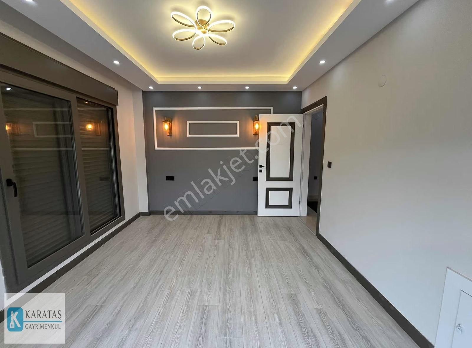 Küçükköy'de Müstakil Havuz + Sauna +hamam 4+1 Villa - Görsel 22