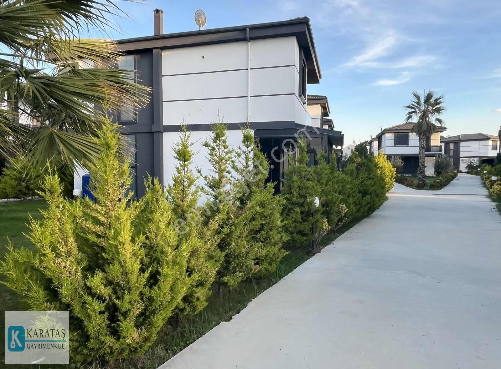 Altınova'da Denize 150 M Site İçerisinde Satılık 4+1 Villa - Görsel 19