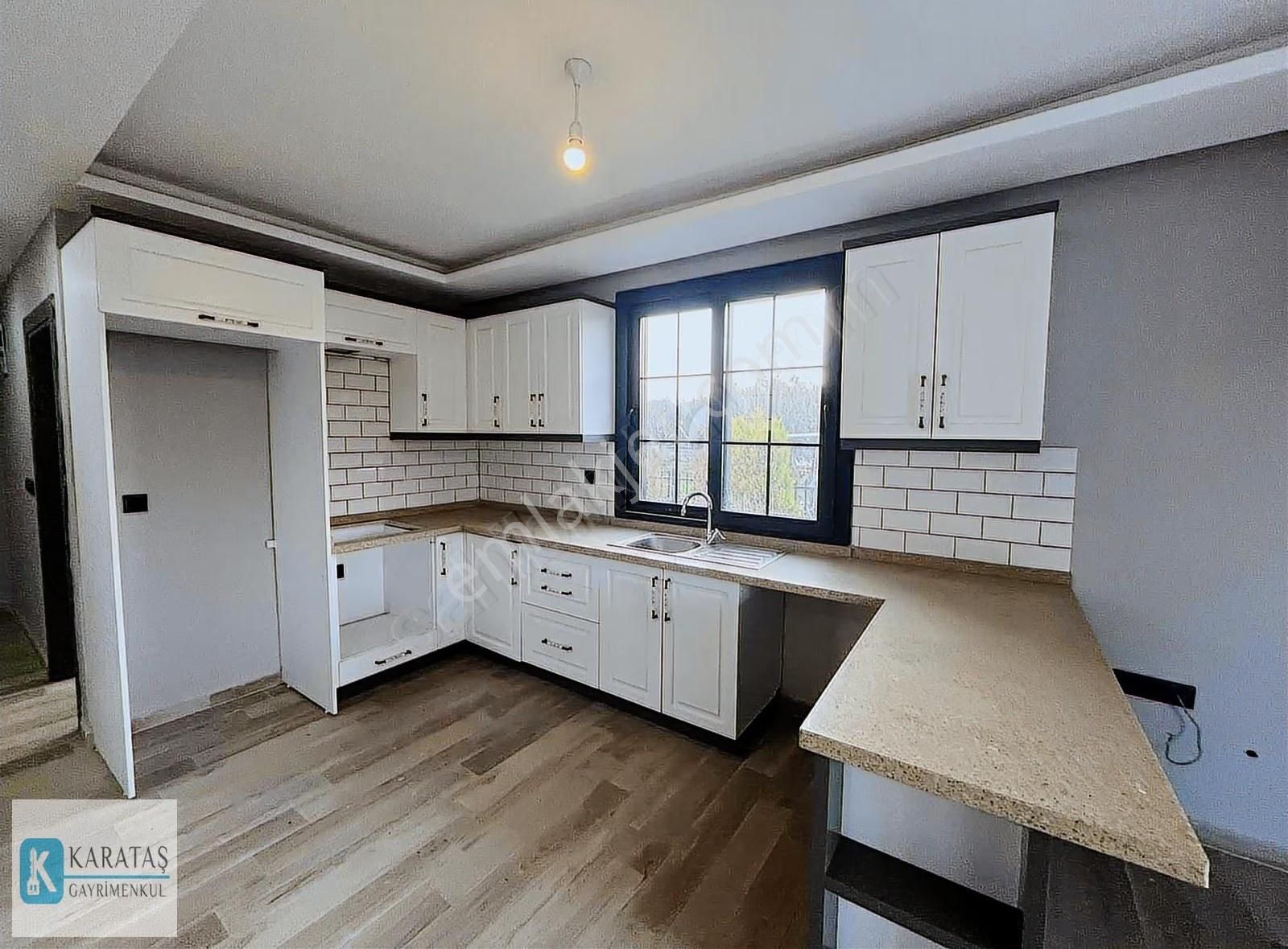 Altınova'da Denize 150 M Site İçerisinde Satılık 4+1 Villa - Görsel 10