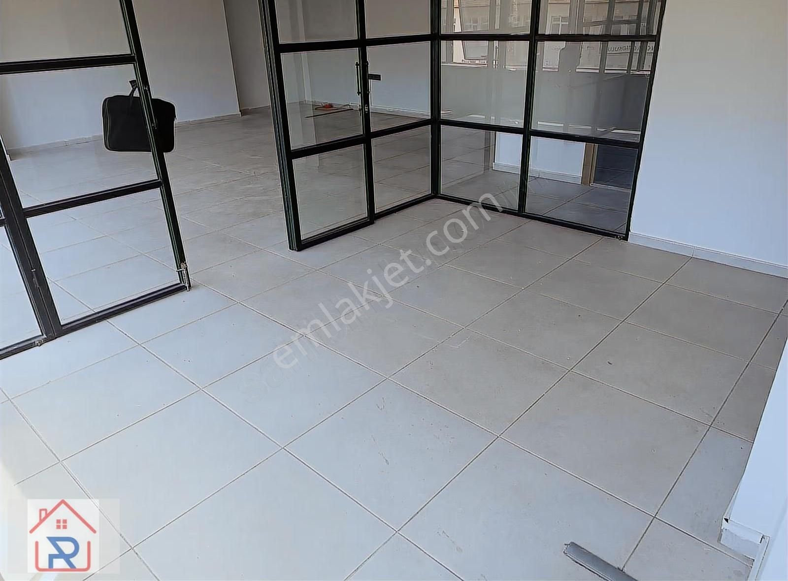 Relax Tr'den Karya Güçlü İş Merkezinde Kiralık Ofis - Görsel 16