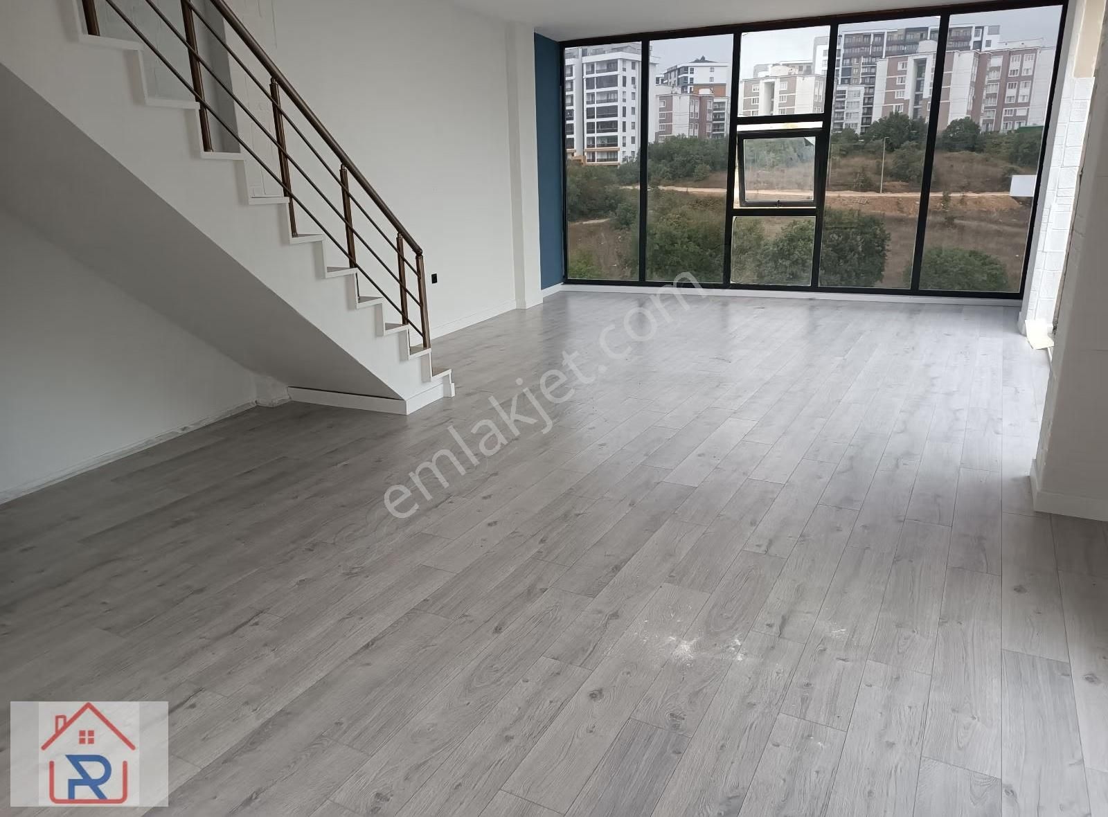 Relax Tr'den Kiralık Köşe Dublex Ofis - Görsel 12