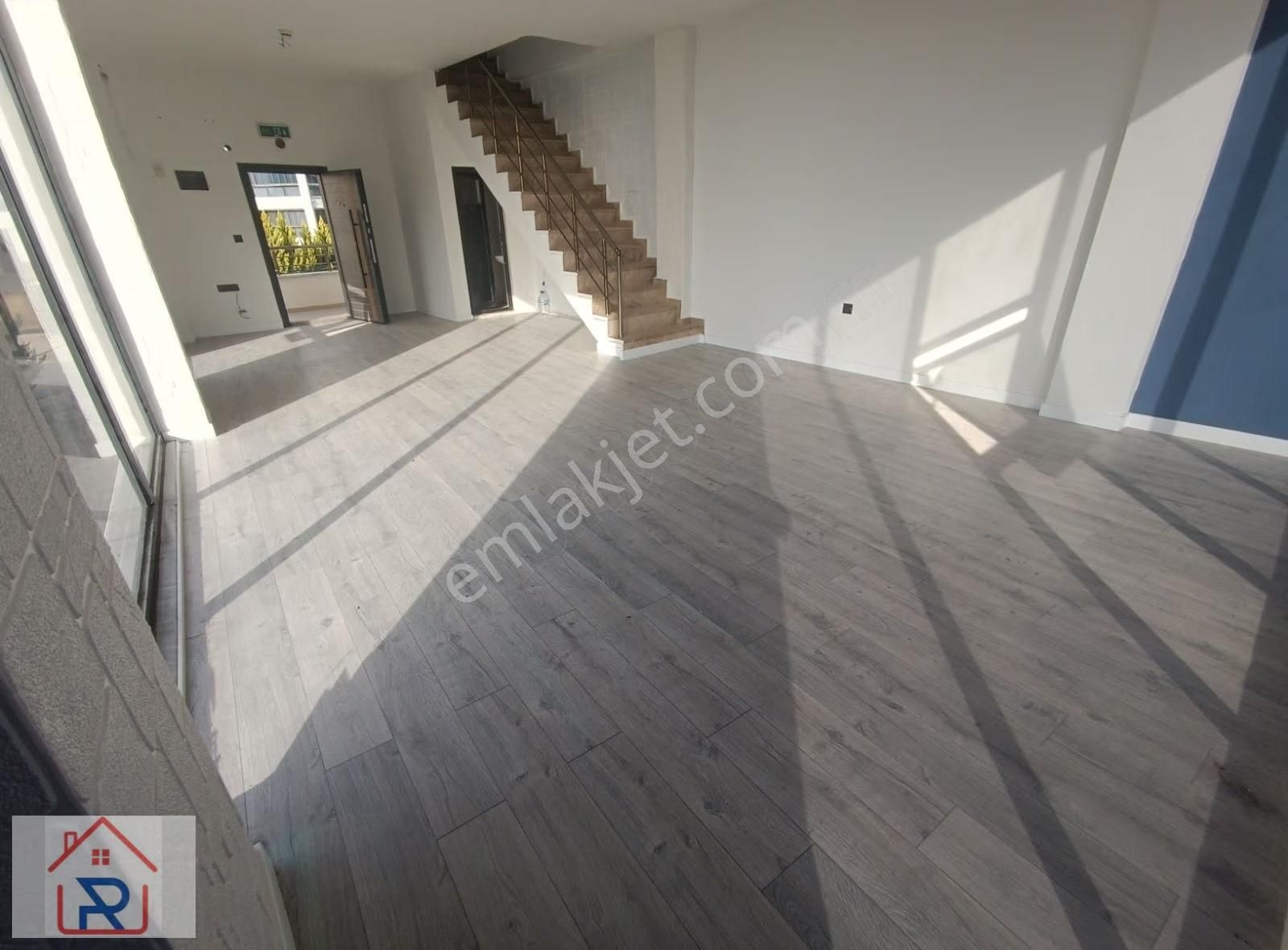 Relax Tr'den Kiralık Köşe Dublex Ofis - Görsel 18