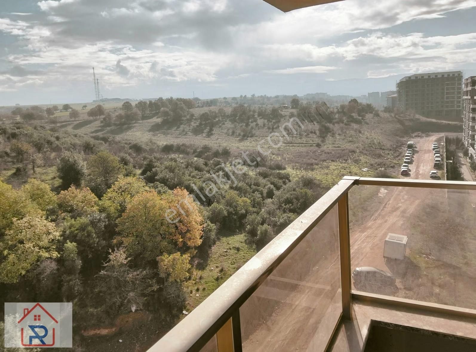 Otoparklı Bulvarda Havuzlu 3+1 Arakat Daire - Görsel 28