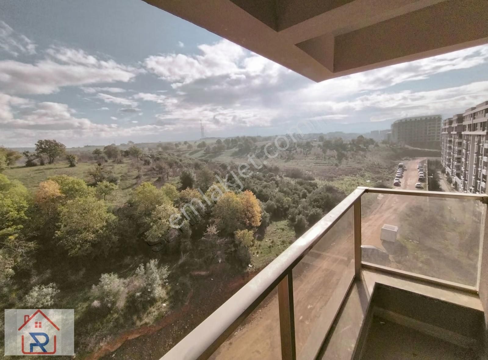 Otoparklı Bulvarda Havuzlu 3+1 Arakat Daire - Görsel 22