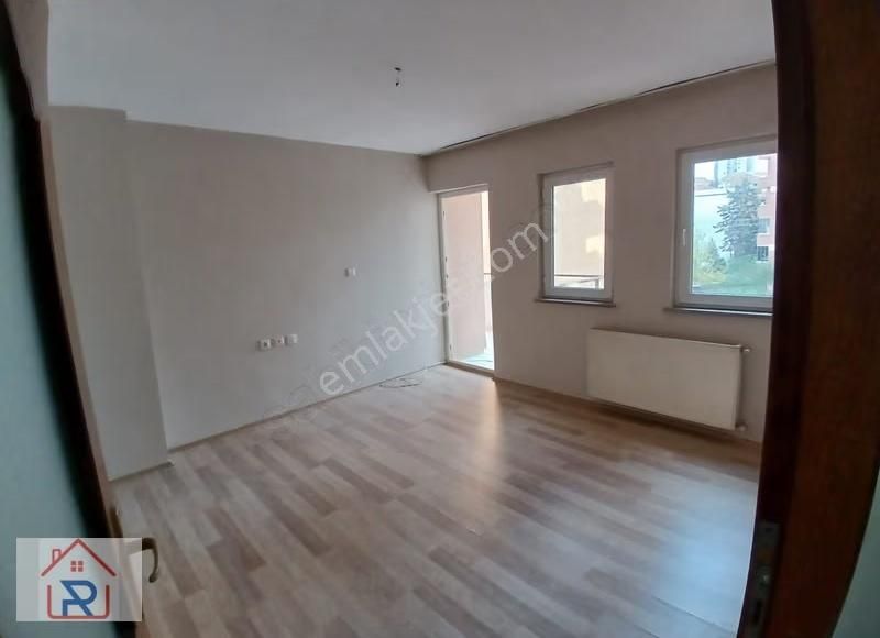 Kiralık Barış Mah.3+1 150m2 Daire - Görsel 12