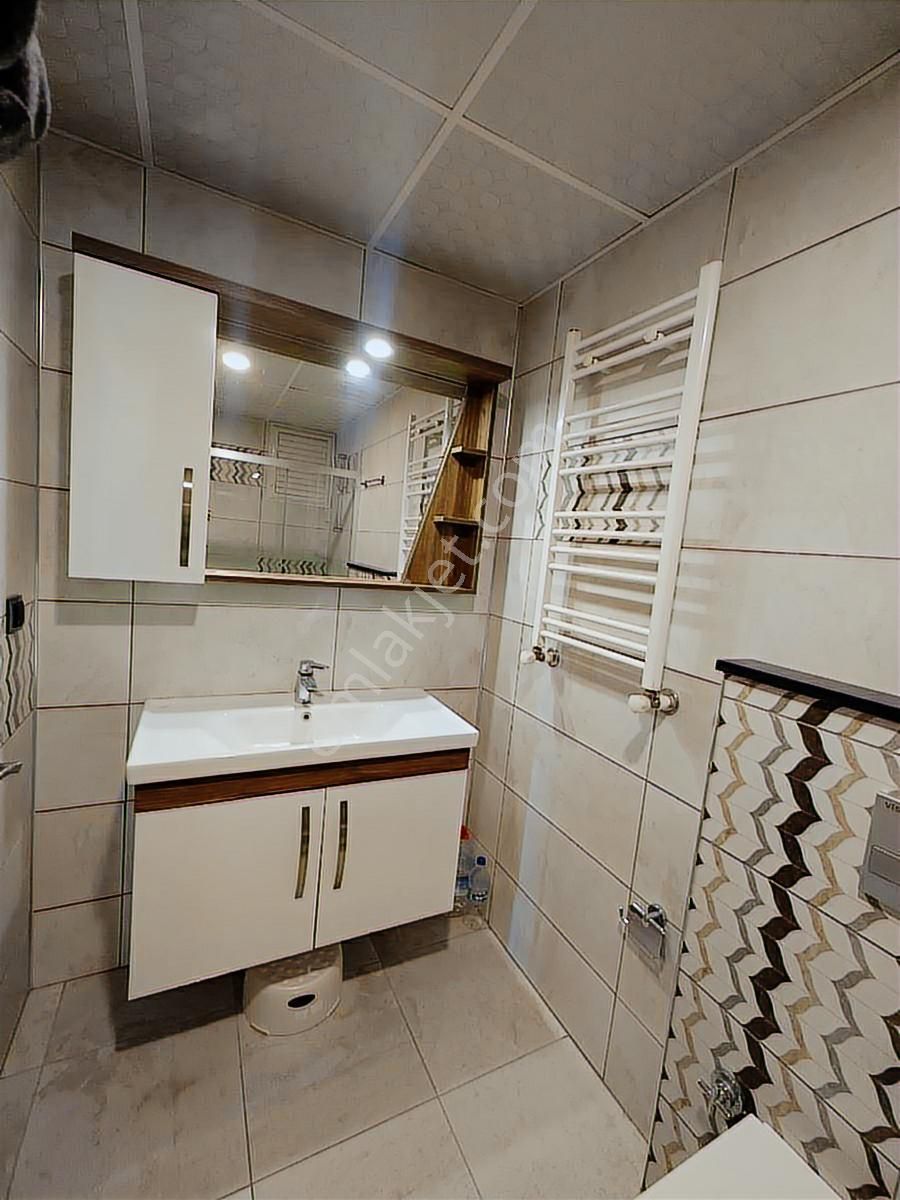 Kuşadası Otogar Arkası Kiralık 3+1 Eşyasız/eşyalı Daire - Görsel 14