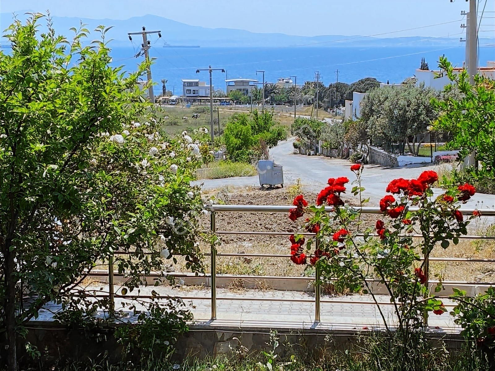 Route 10'dan Dikili Çandarlı'da Satılık Deniz Manzaralı Villa - Görsel 13