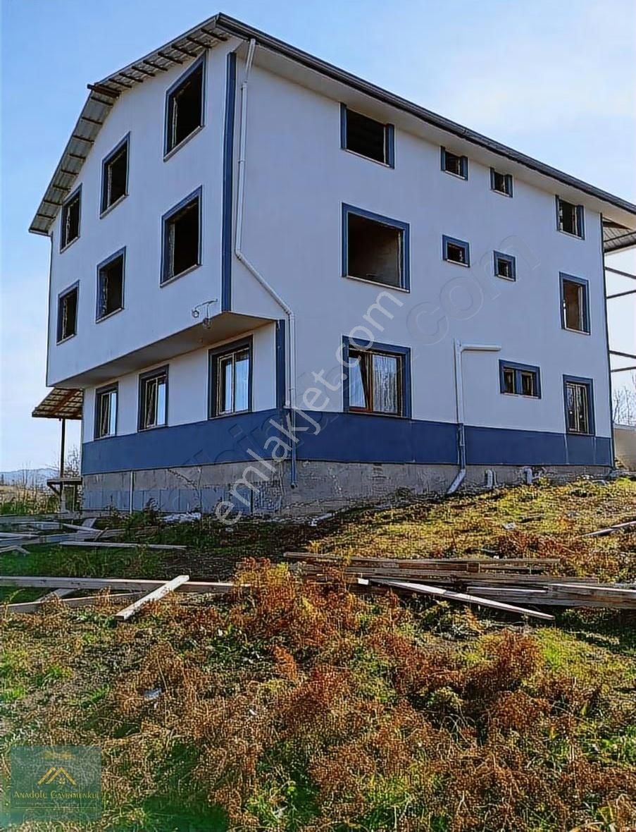 Yokuşdibinde 17.111 M² Bahçe Ve 380 M² Yeni 3 Katlı Ev Satılık - Görsel 15