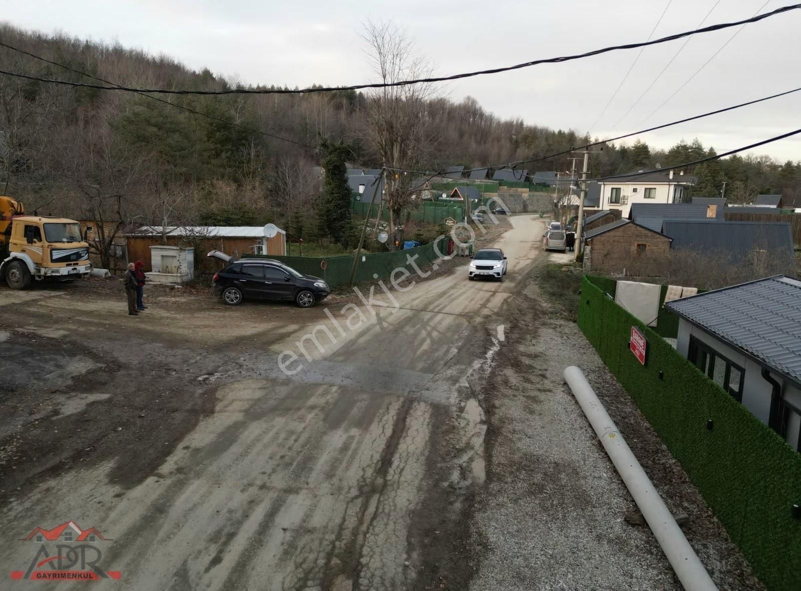 Sapanca Memnuniye De 12.400 M2 Satılık Arsa - Görsel 2