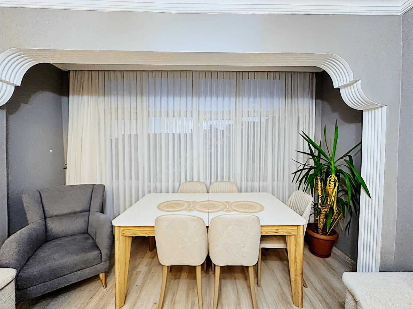 Gaziosmanpaşada Yüksek Tavanlı Geniş 4+2 Dubleks Fırsat Daire!! - Görsel 34