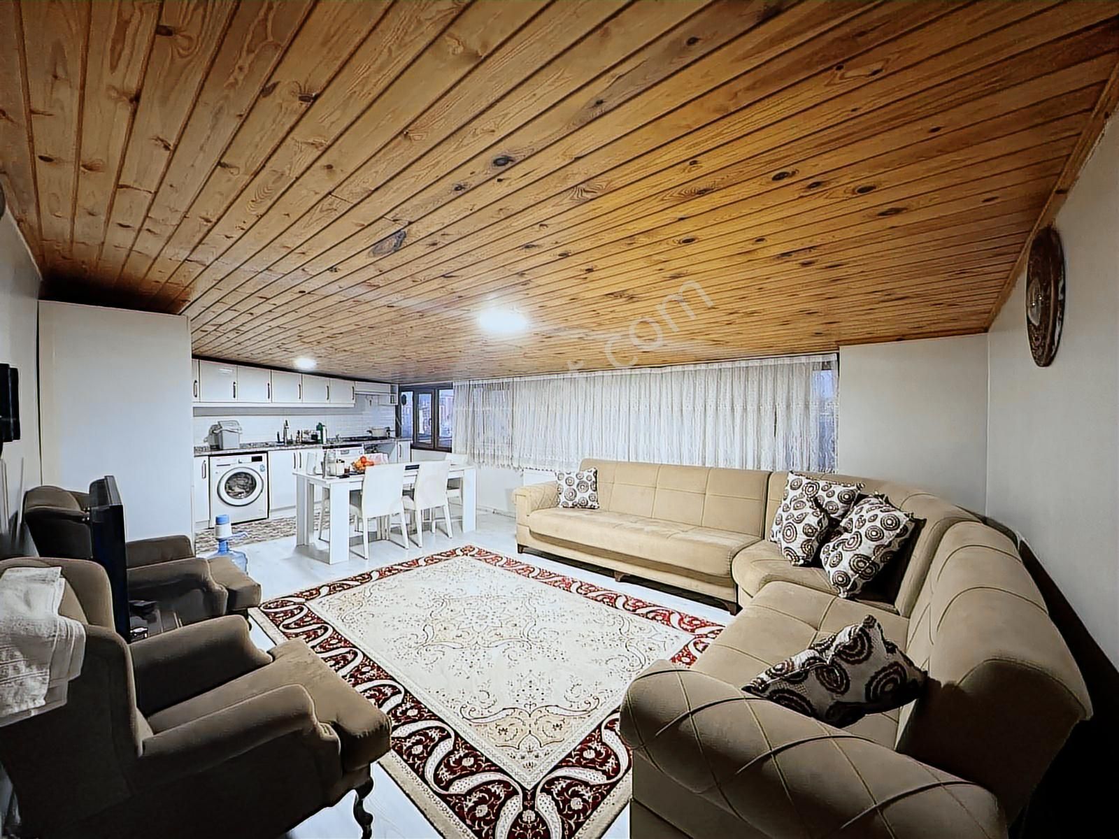 Gaziosmanpaşada Yüksek Tavanlı Geniş 4+2 Dubleks Fırsat Daire!! - Görsel 14