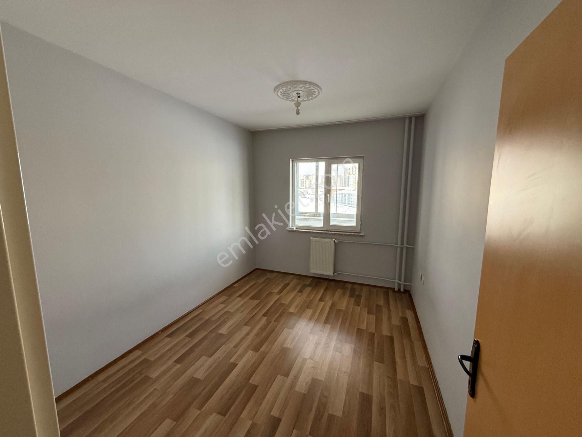 Beyazşehir Mah Cadde Üzeri Satılık Ara Kat Fırsat Dairesi - Görsel 7