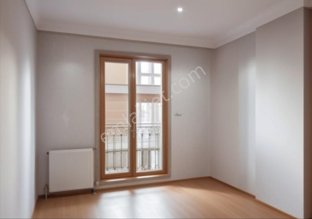 Metro Metrobüse Yakın Mükkemel Konumda 3+1 Ferah Daire ! ! ! - Görsel 8