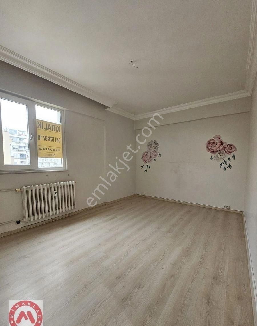 Altayçeşme Site İçi Güvenlikli Otoparklı Metroya 2 Dakika 3+1 - Görsel 3