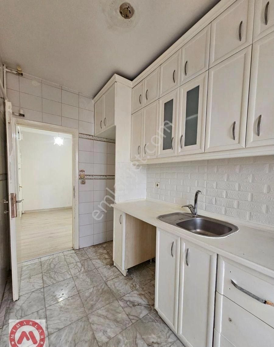 Altayçeşme Site İçi Güvenlikli Otoparklı Metroya 2 Dakika 3+1 - Görsel 18