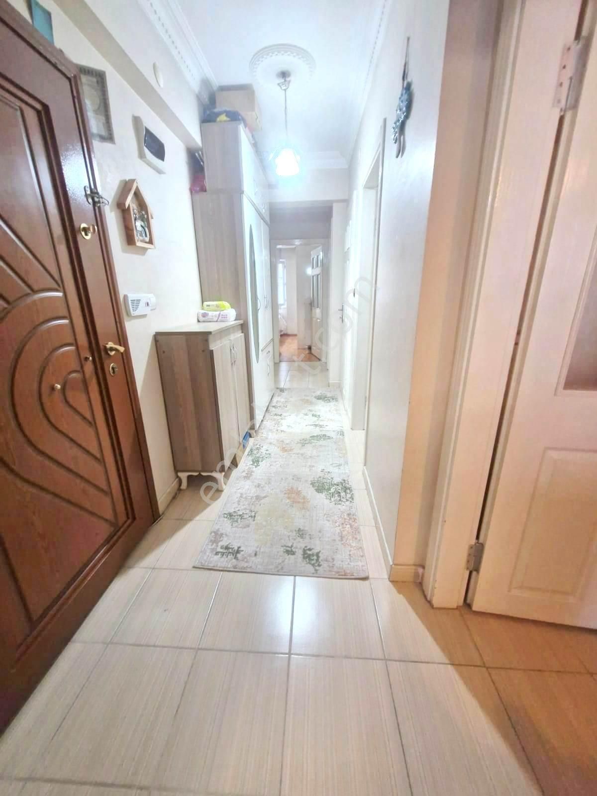 Yıldız Dan Çakmak Durağında Kredili 15 Yıllık 2+1 Geniş Ara Kat Daire - Görsel 11