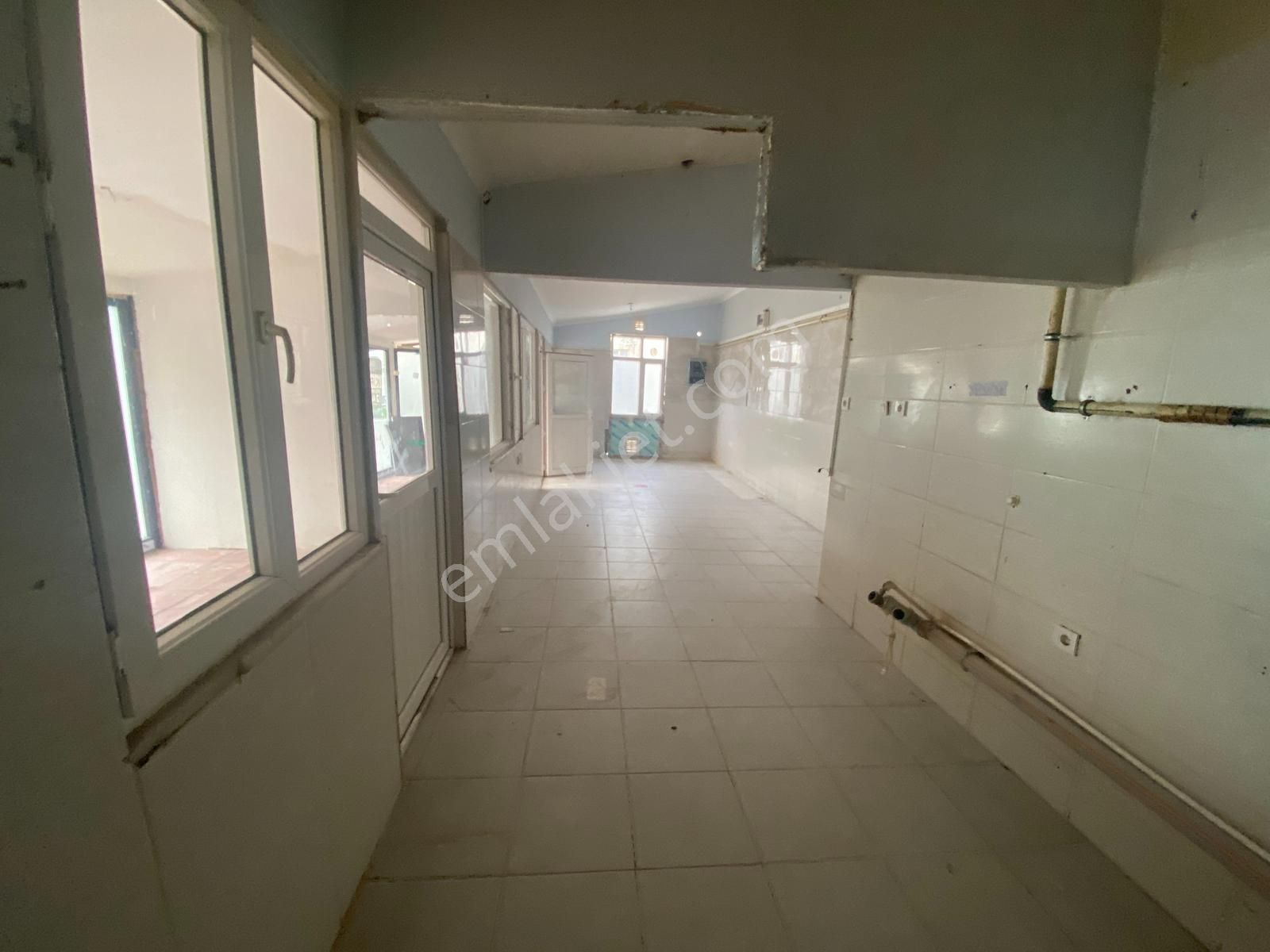 C21 İz Mehmet Çakar'dan Çark Sanayi İçi Kiralık Dükkan - Görsel 6