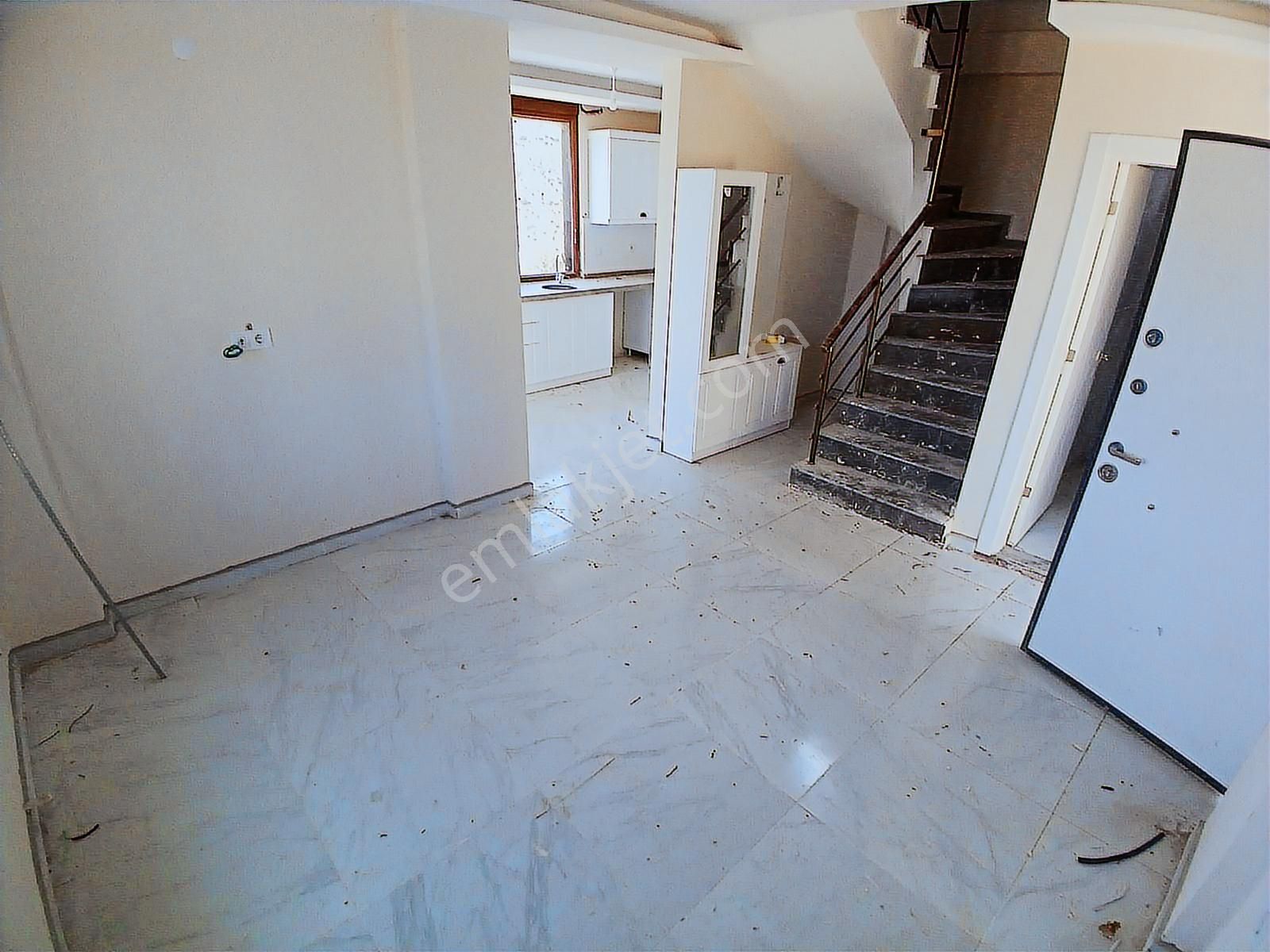 Eu Gayrimenkul'den Babakale'de Deniz Manzaralı Sıfır Villa - Görsel 8