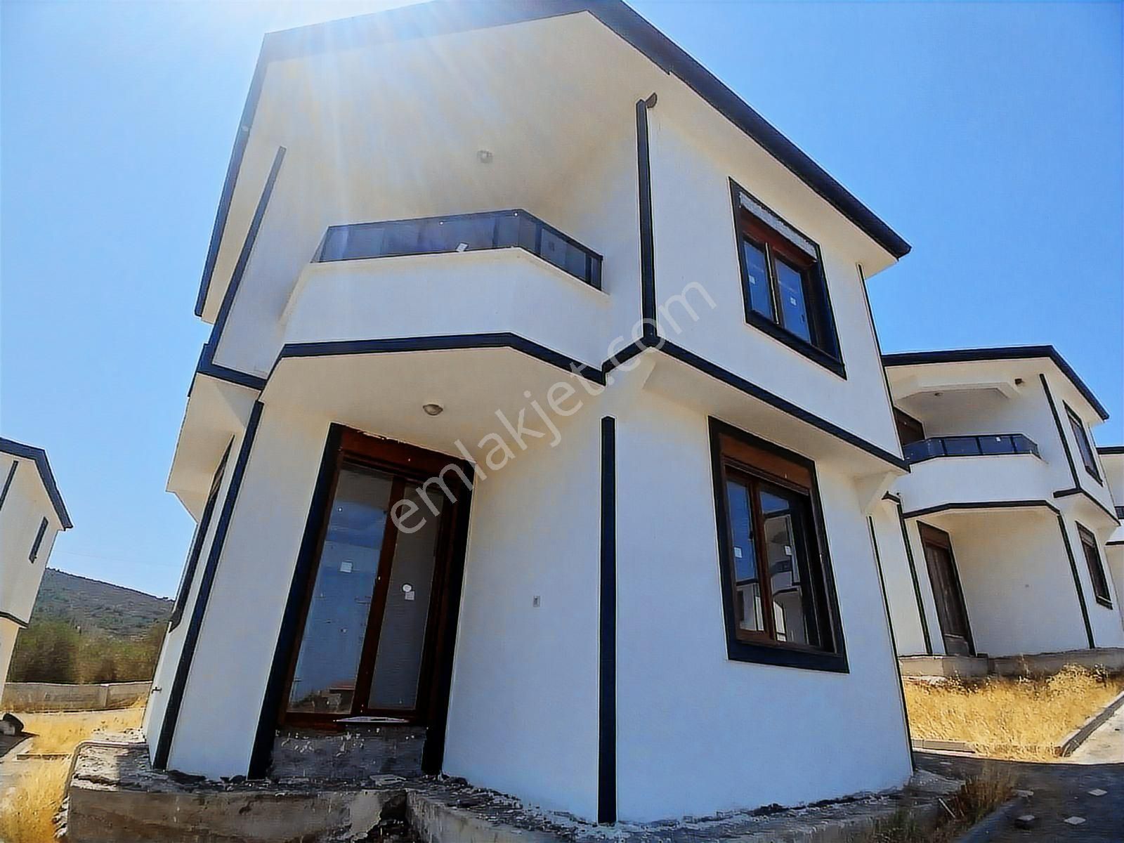 Eu Gayrimenkul'den Babakale'de Deniz Manzaralı Sıfır Villa - Görsel 23