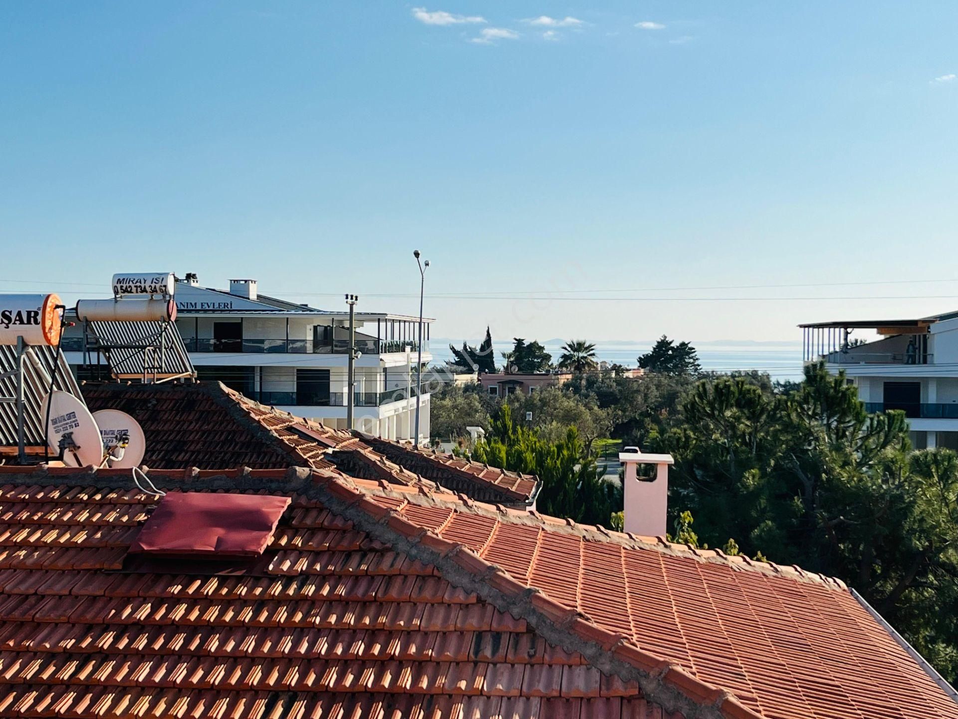 Altınoluk Narlı Bölgesinde Denize 300 Metre 4+1 Bahçeli Yerden Isıtmalı Sıfır Triblex Villa - Görsel 35
