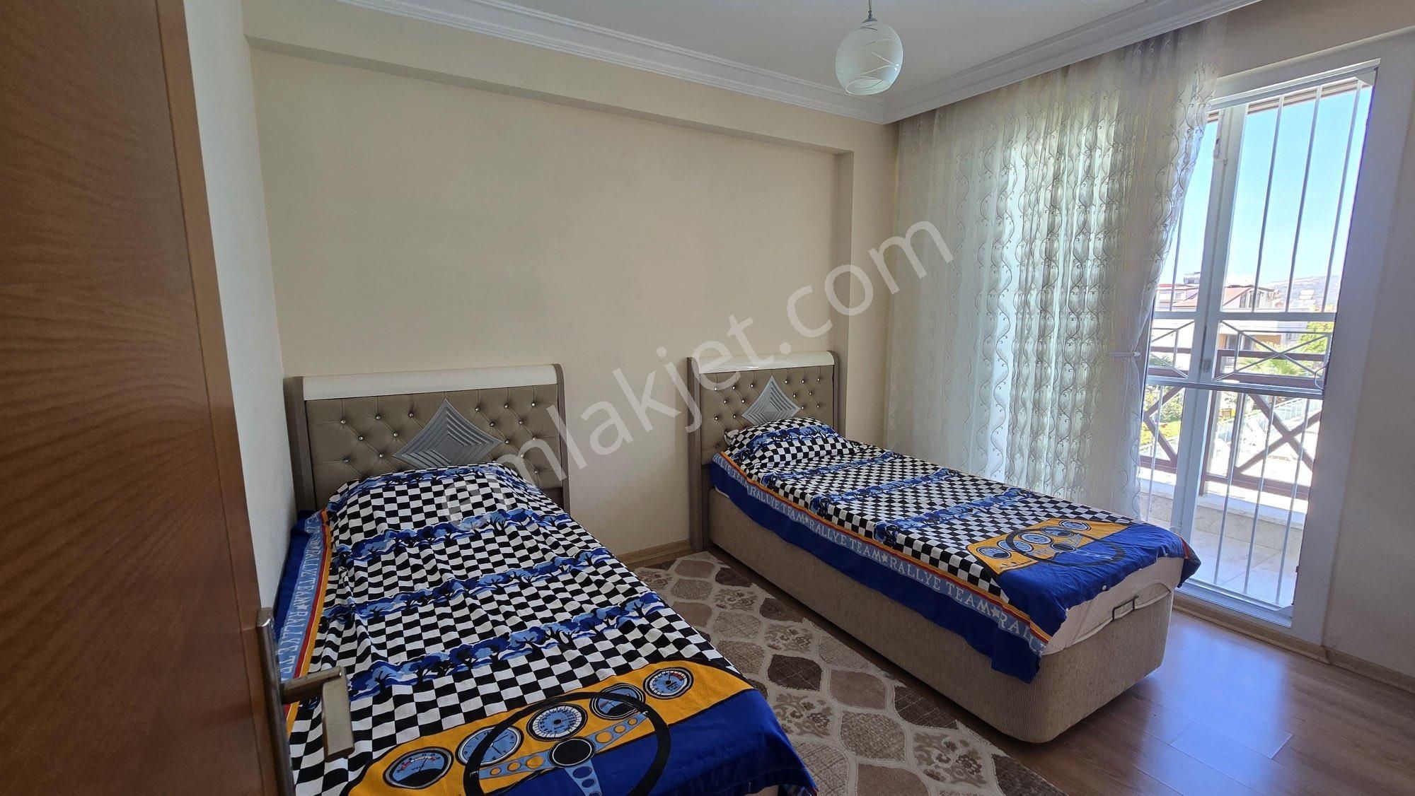 Kuşadası’nda Havuzlu Sitede Satılık Villa - Görsel 16