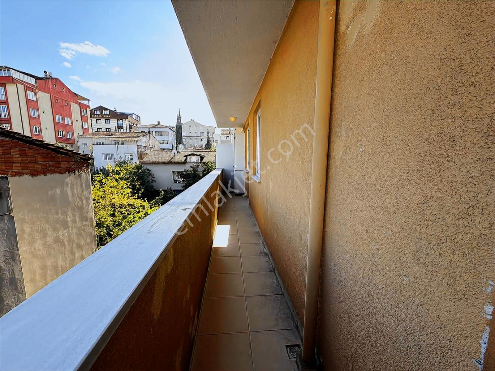 Çayırova Özgürlük Mah Satılık 4+1 Kullanışlı Üst Dubleks Daire - Görsel 8