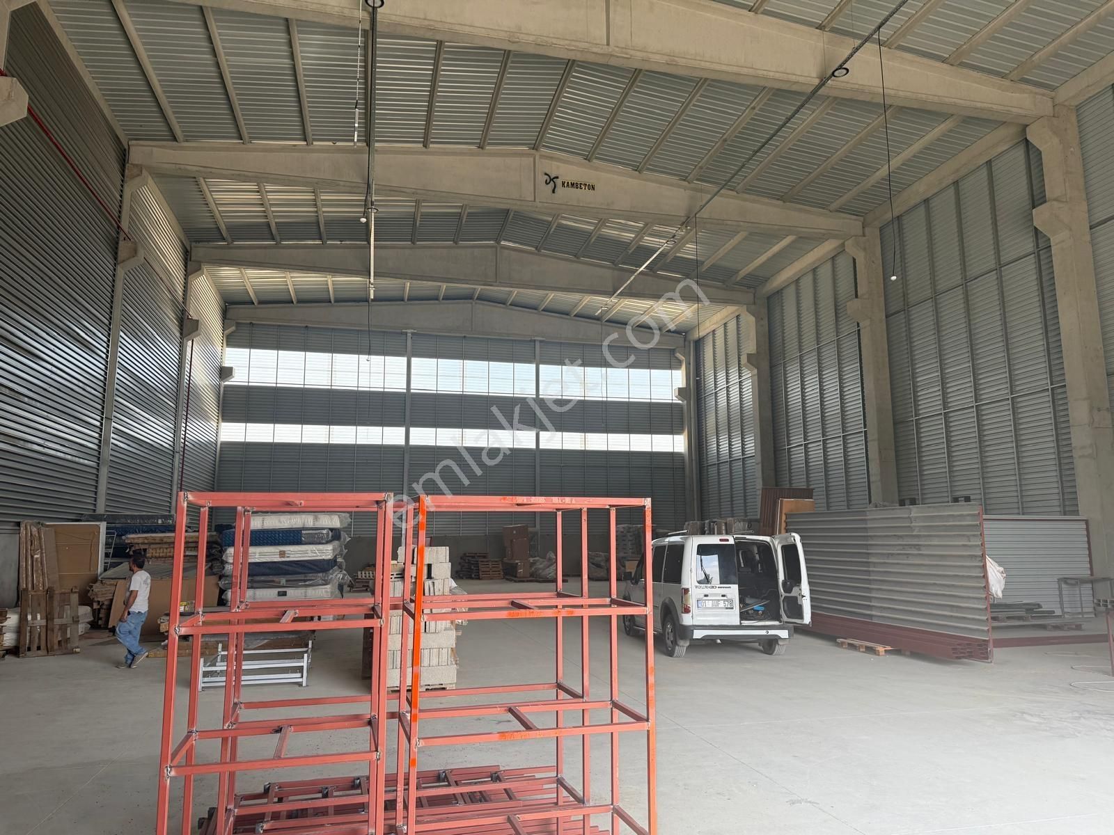 Zorlu'dan E-5 Karayolu Üzerin'de 2000m2 Kiralık İşyeri Depo - Görsel 2