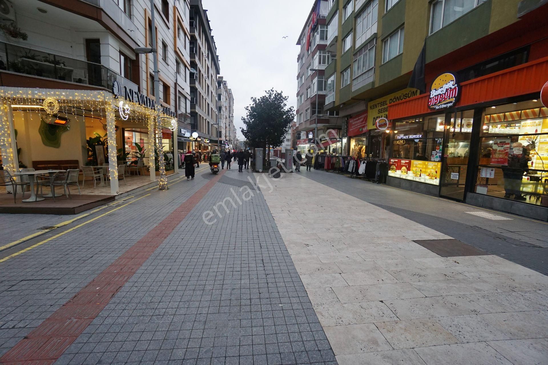 Meral R6404 Yeni 2 Yaş Hürriyet Cd Metrobüse 5 Dk Ankastreli Lüks Geniş 2+1 - Görsel 29