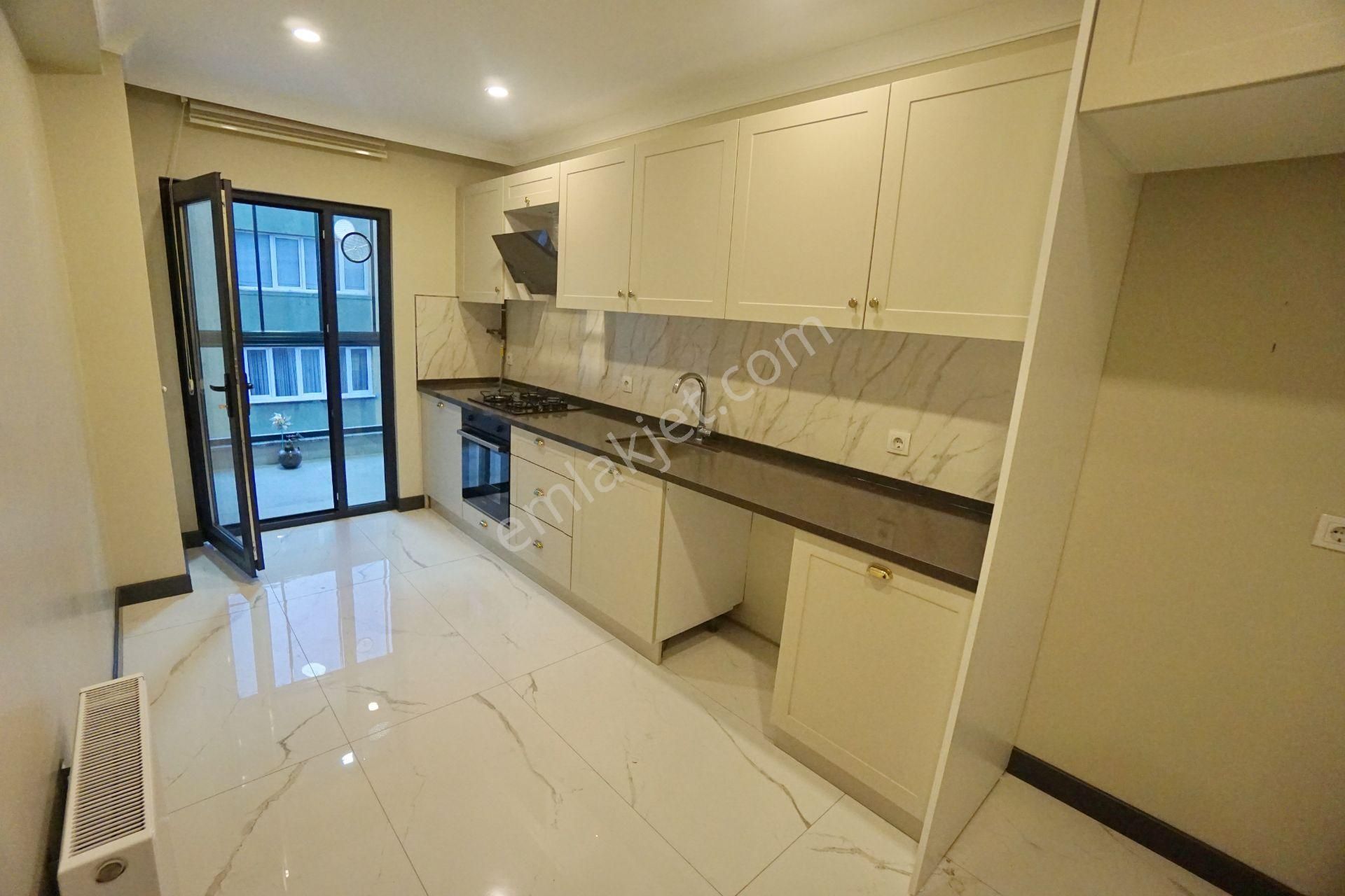 Meral R6404 Yeni 2 Yaş Hürriyet Cd Metrobüse 5 Dk Ankastreli Lüks Geniş 2+1 - Görsel 8