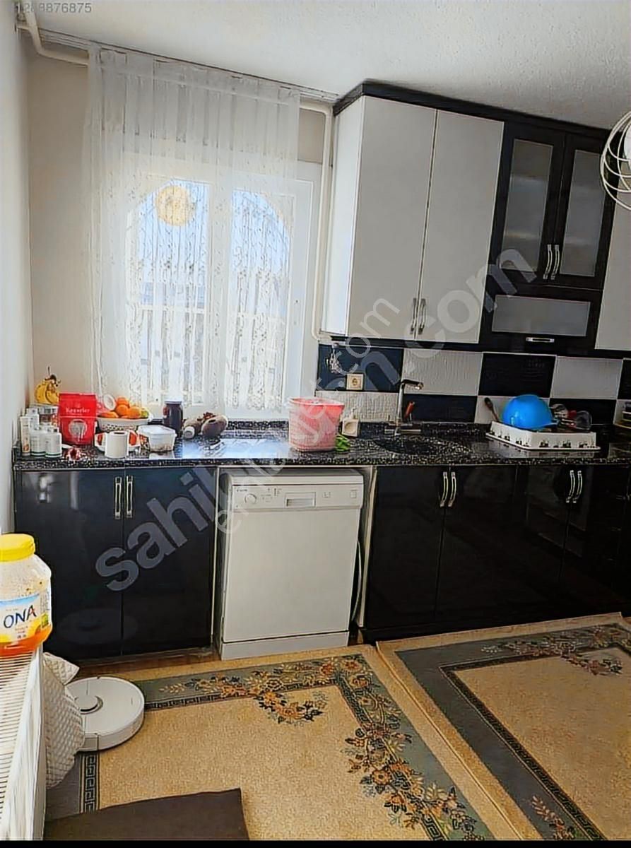 100.yıl Evlerinde Satılık 3+1 Bakımlı Daire - Görsel 9