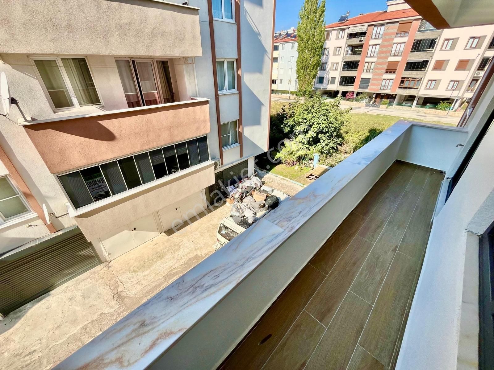 Gümüş'den Altınkumda Ön Cephe Ultra Lüks Tasarımlı 3+1 Daire - Görsel 31