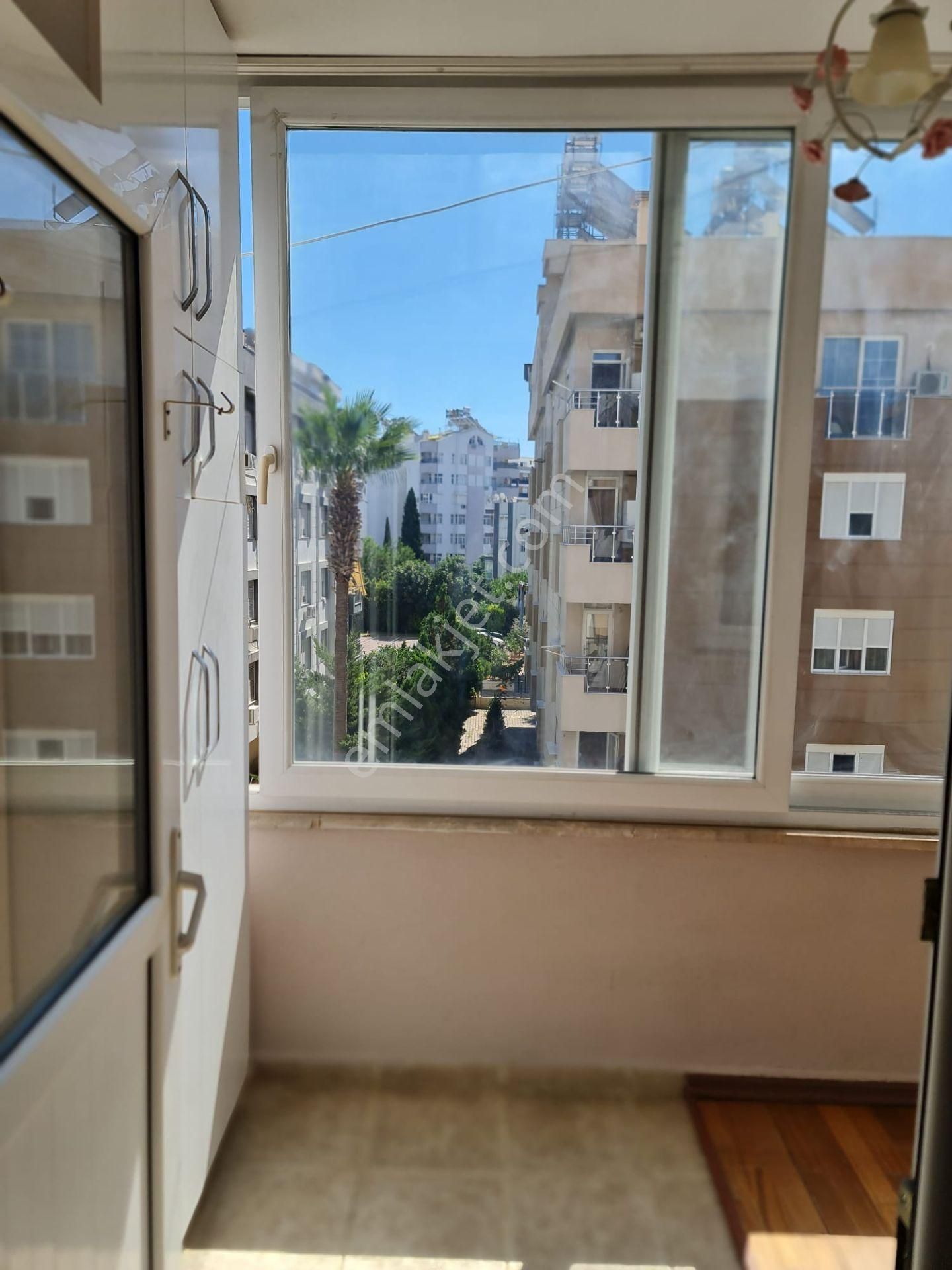 Çağlayan Mah. (2+1) 'den Çevrilmiş Eşyalı Katta 1+1 Daire - Görsel 11