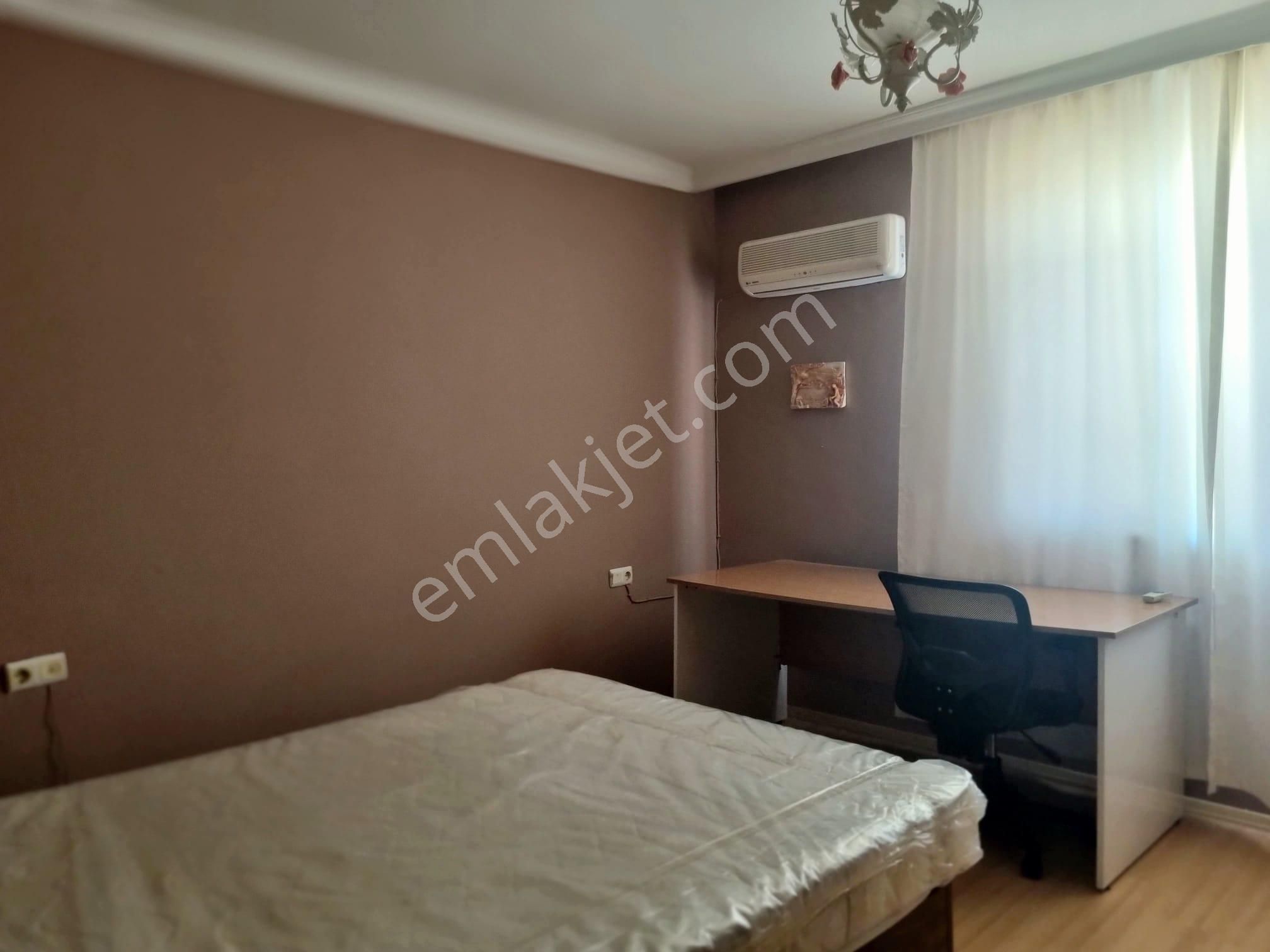 Çağlayan Mah. (2+1) 'den Çevrilmiş Eşyalı Katta 1+1 Daire - Görsel 4