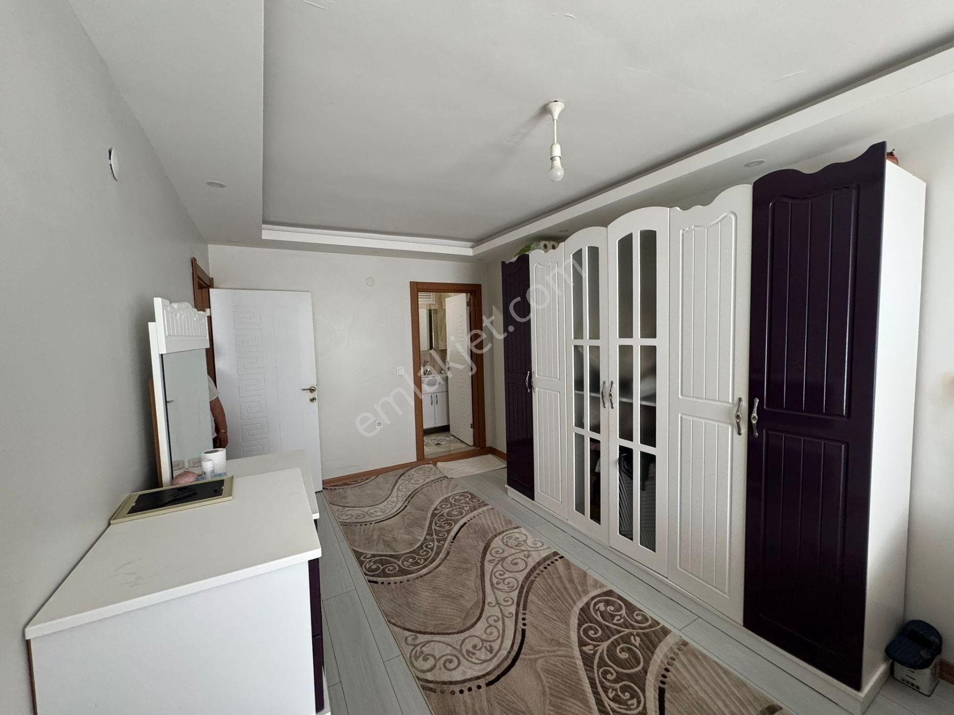 Silivri Yeni Mahallede Üniversite Yakınında 3 Oda 1 Salon Daire - Görsel 2