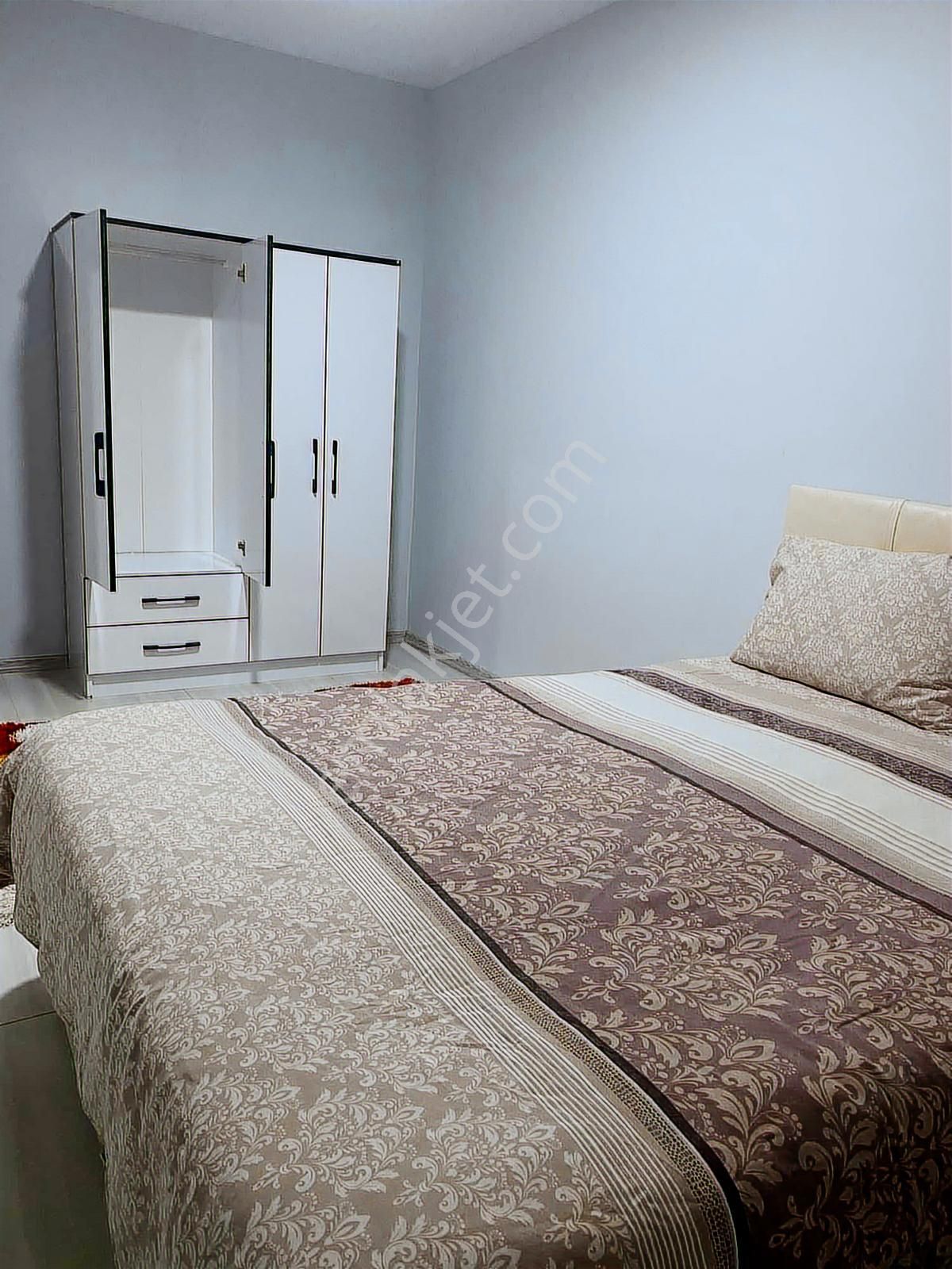 Körfez Mükemmel Konuma Sahip Tramvay Altı,full Eşyalı 1+1 - Görsel 10