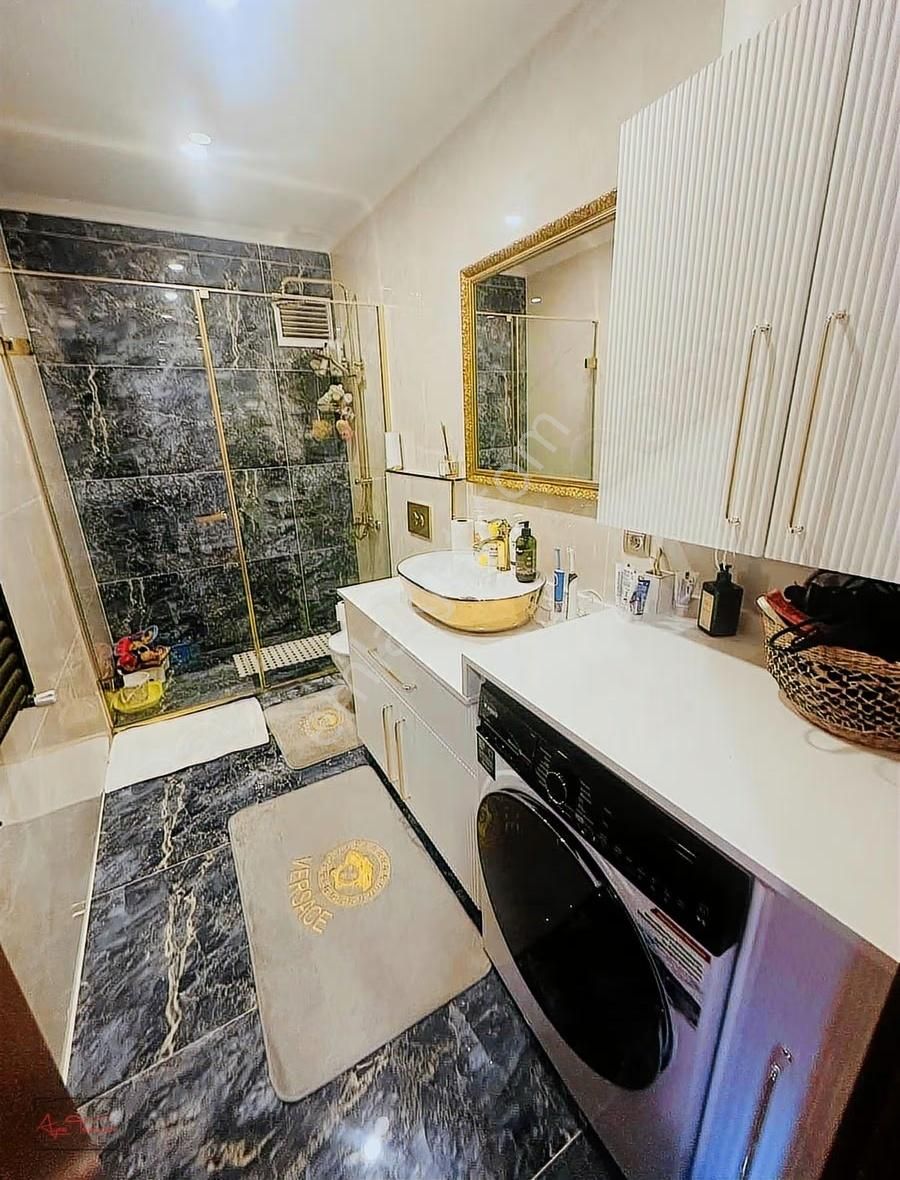 Elit Yaşam Konaklarında Büyük Bahçeli Satılık Villa - Görsel 4