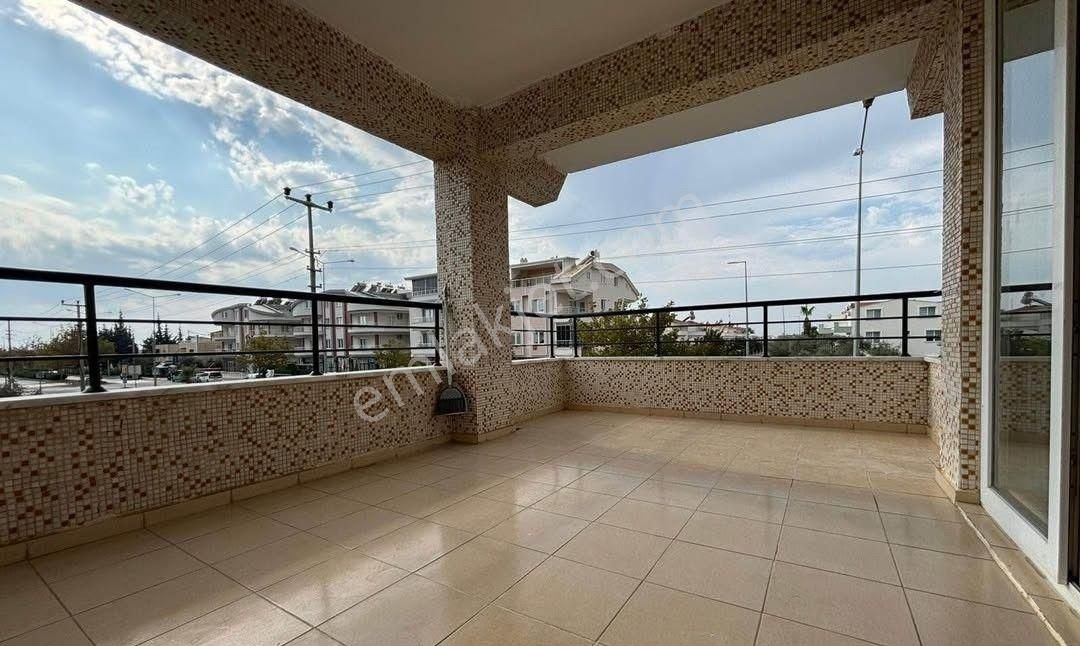 🌞🏡 Didim Liman Yolunda Köşe, Ferah Ve Masrafsız Daire! 🏡🌞 - Görsel 2