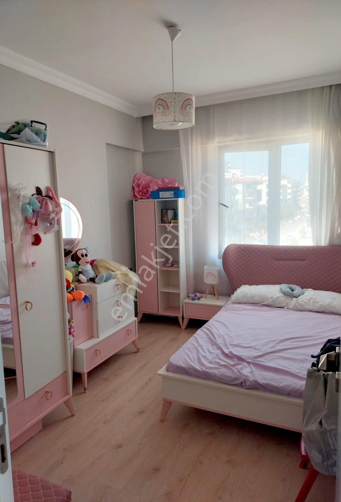 Bahçeşehir Kolejine Yakın 2+1 Teras Kat İskanlı - Görsel 7