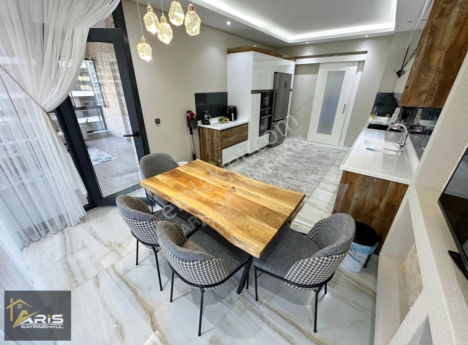 Aris'ten Yozgat Blv. Üstü Site İçi Emsalsiz Şık Konsept Geniş5+1 - Görsel 11