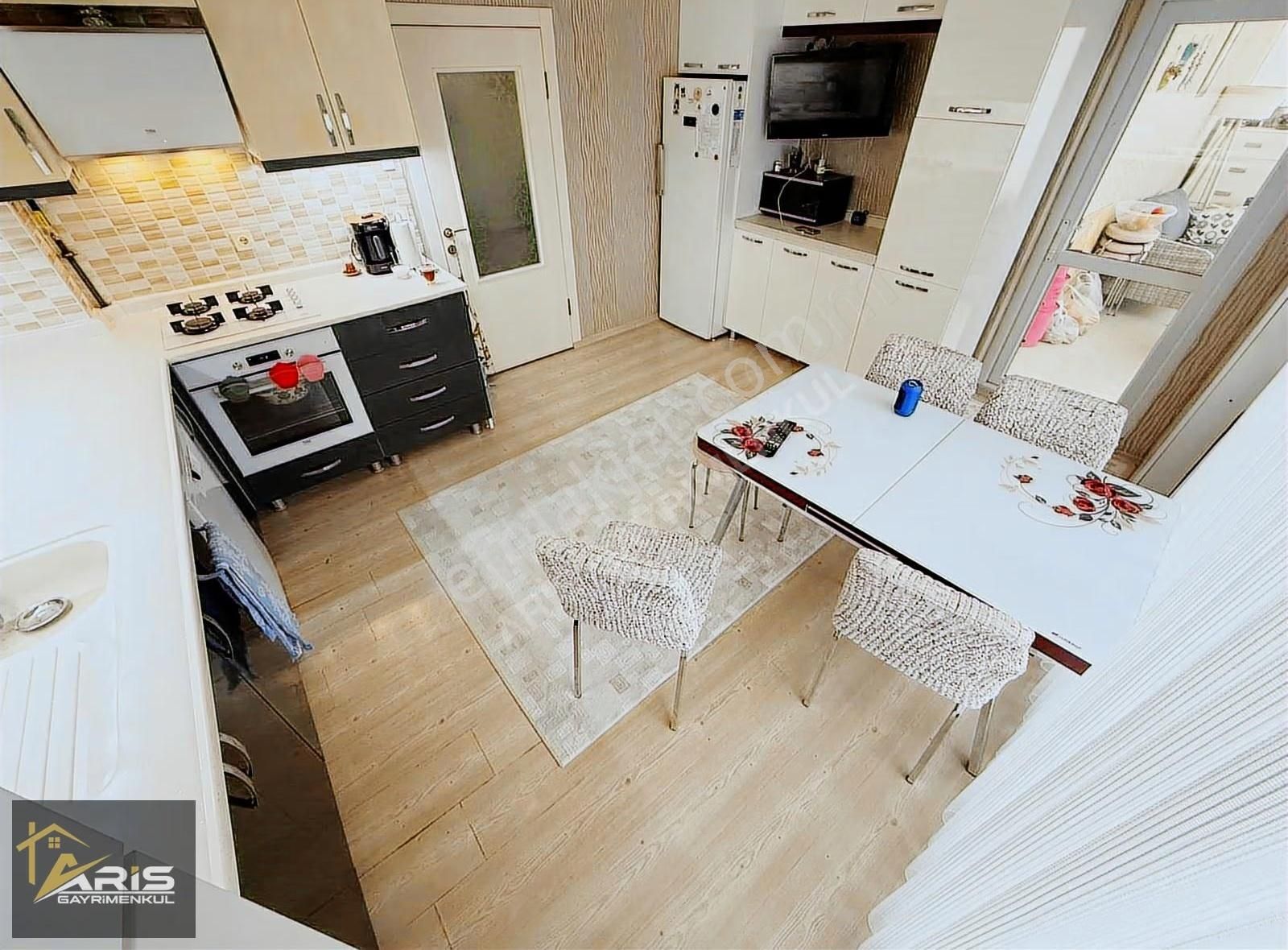 Aristen Cadde Paraleli Üç Cepheli Arakat Eşsiz Yapı 145m² Lüx3+1 - Görsel 2