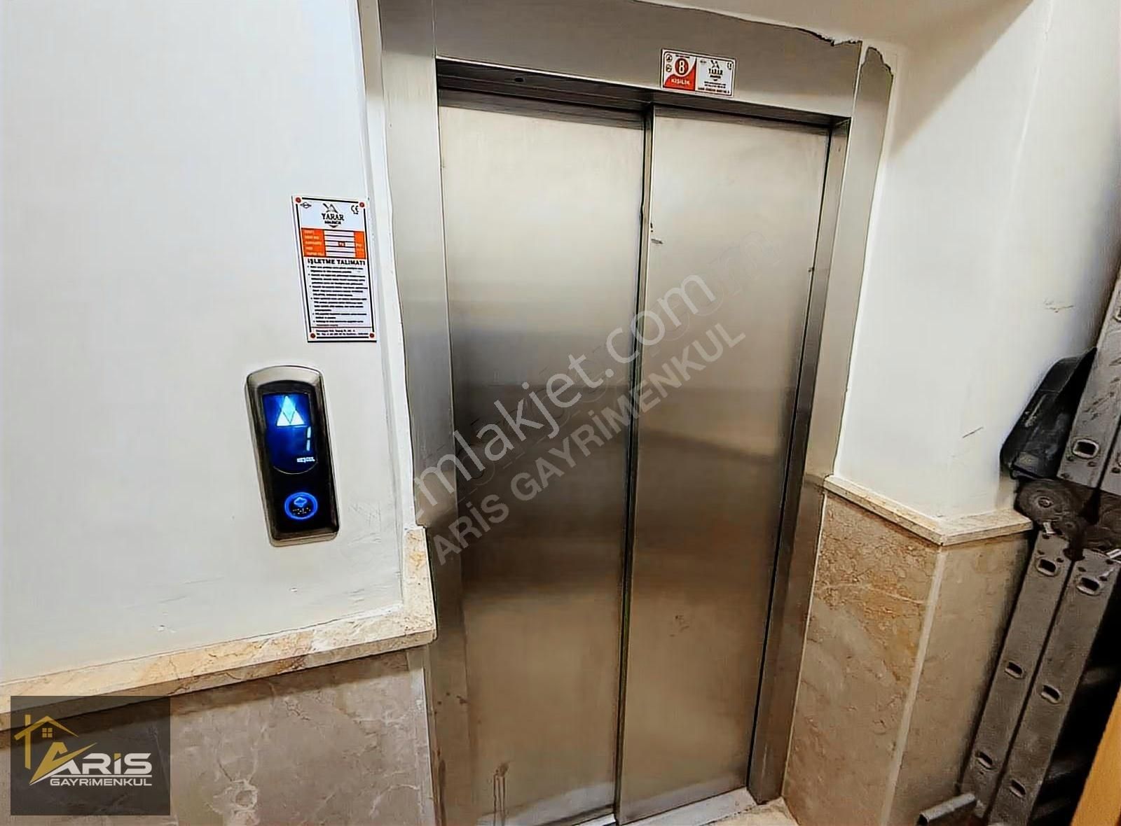 Aristen Cadde Paraleli Üç Cepheli Arakat Eşsiz Yapı 145m² Lüx3+1 - Görsel 28
