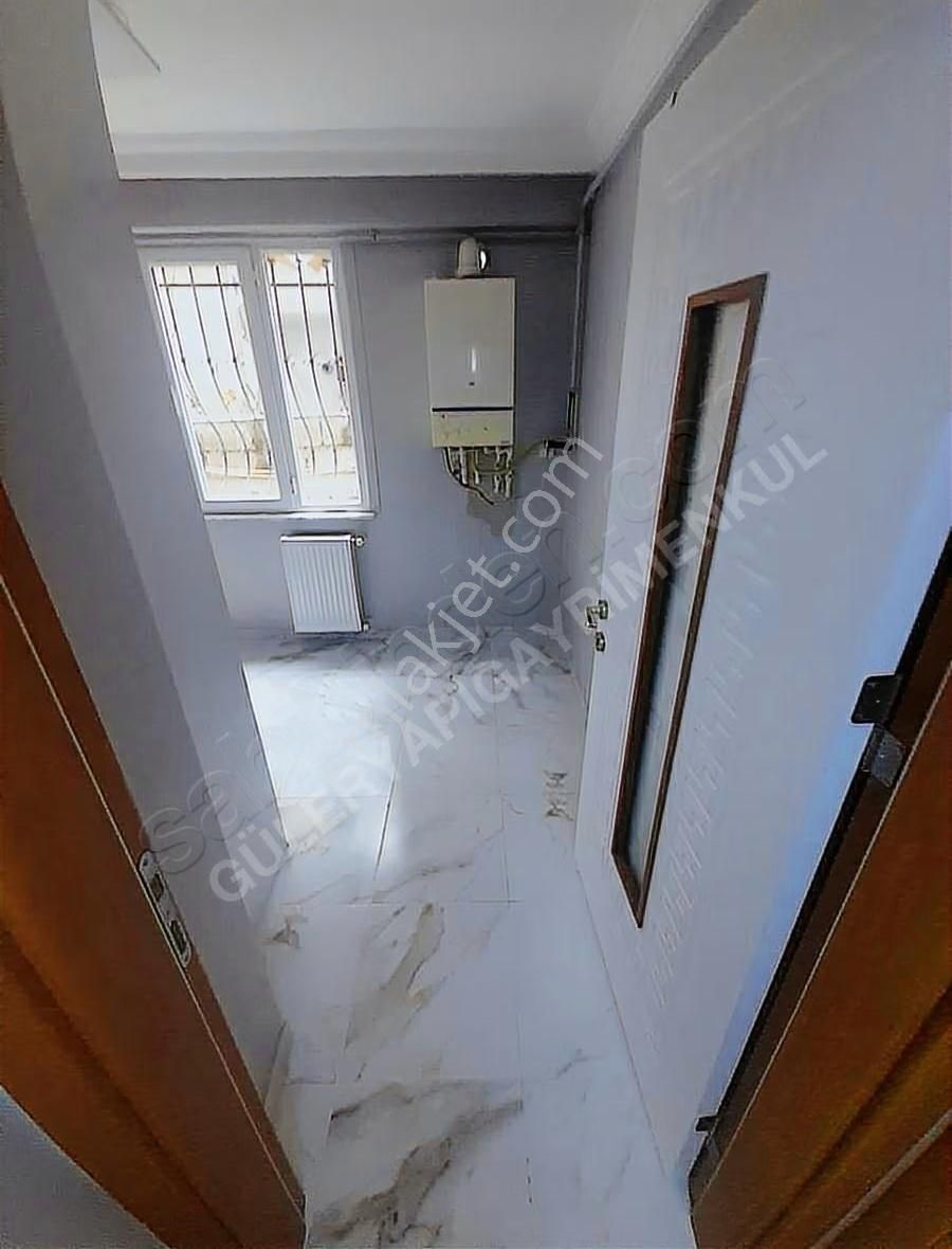 Kiralık 1+1bahçe Katı Daire Cadde Konumlu - Görsel 4