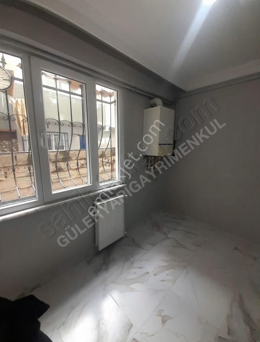Kiralık 1+1bahçe Katı Daire Cadde Konumlu - Görsel 2