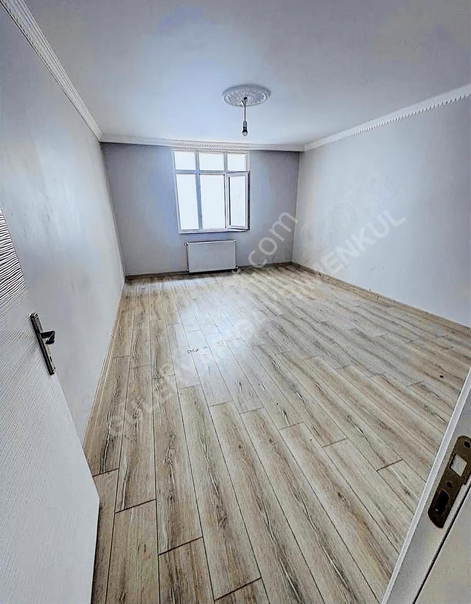 Başakşehir Güvercintepe'de Satılık Çatısı Yüksek Dubleks - Görsel 30