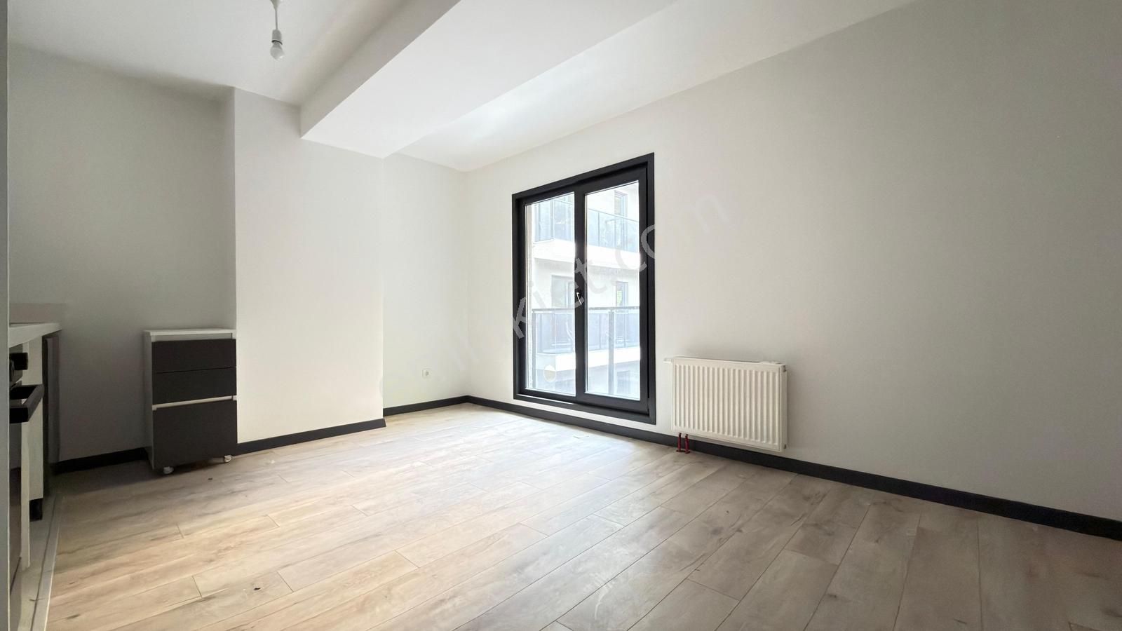 Talatpaşa Mari Vadi Evlerinde 1+1 Satılık Daire Metrobüse 6dk - Görsel 21