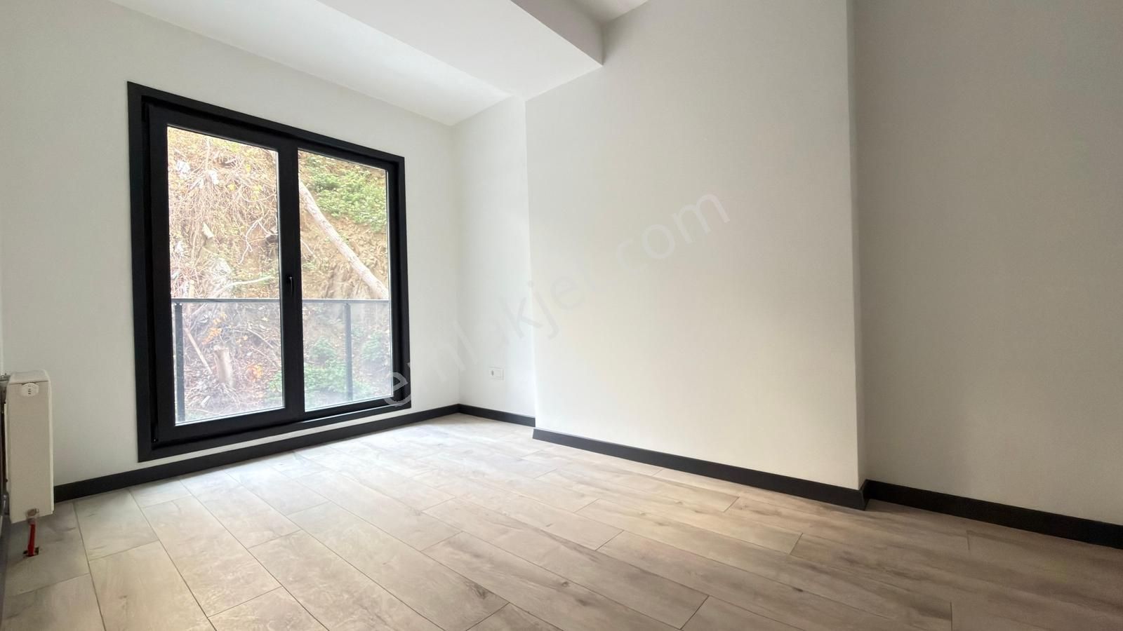 Talatpaşa Mari Vadi Evlerinde 1+1 Satılık Daire Metrobüse 6dk - Görsel 22