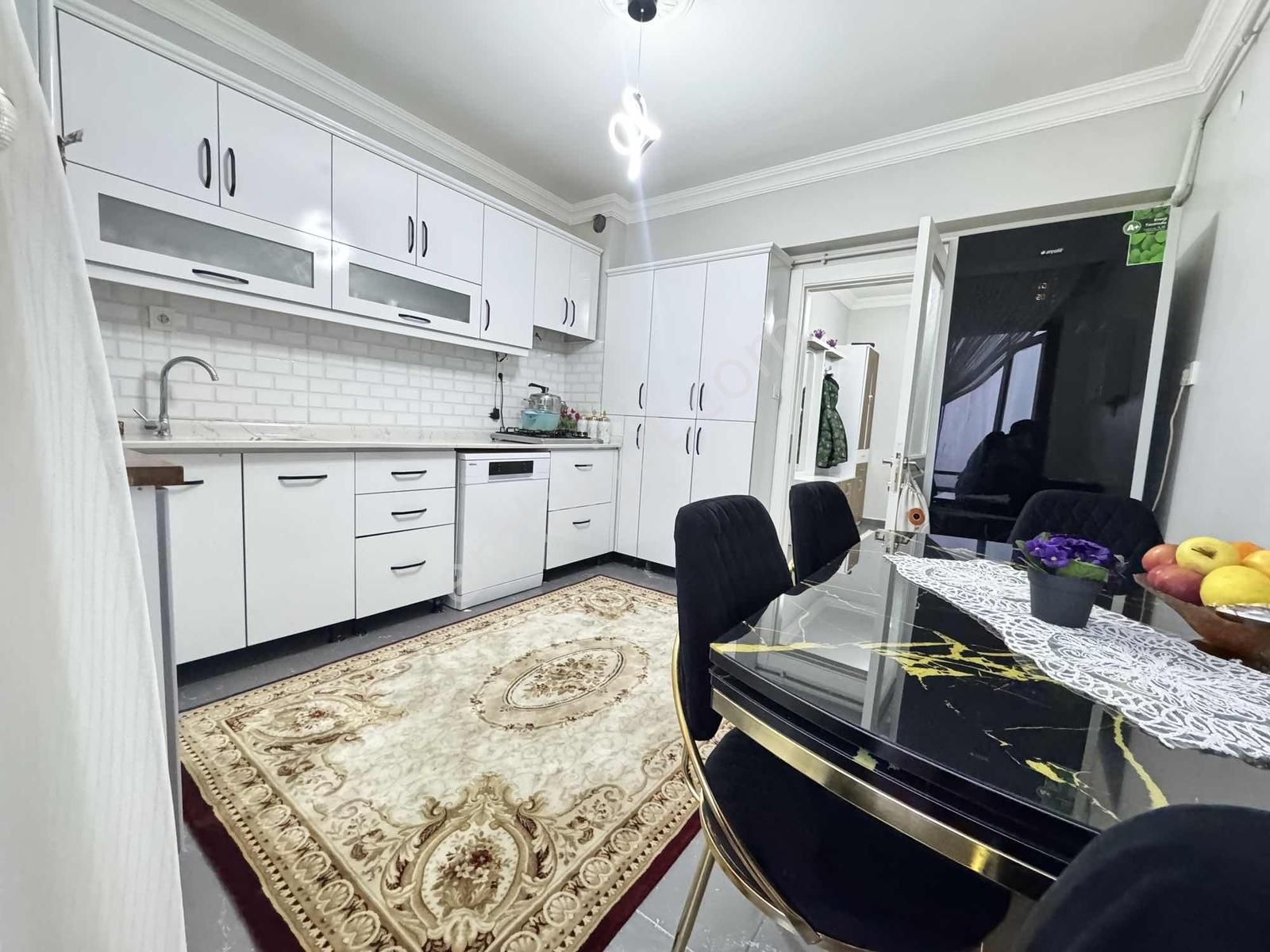 Şentürk Gayrimenkul'den//masrafsız//mantolamalı**3.kat - Görsel 3